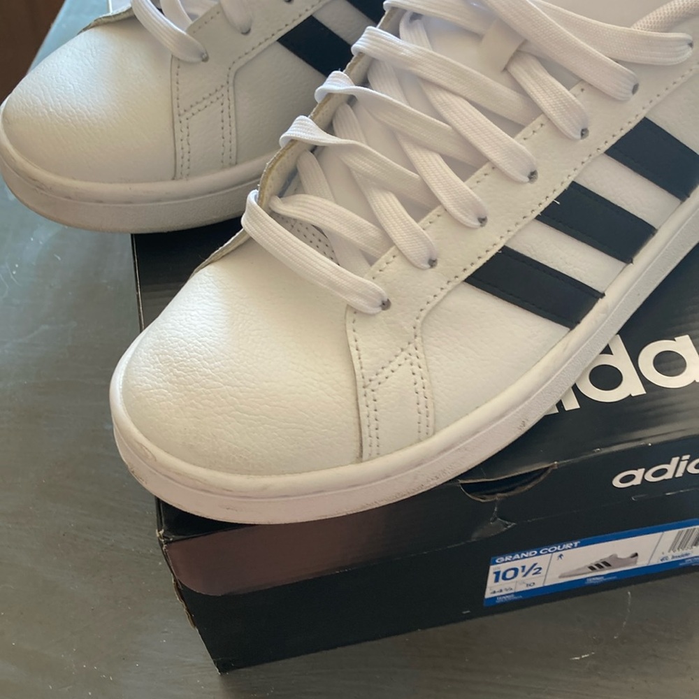Barely worn adidas Grand court classics size 10.4 men’s